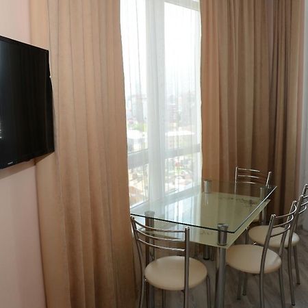 G.M.M Apartaments Batoemi Buitenkant foto