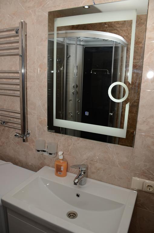 G.M.M Apartaments Batoemi Buitenkant foto